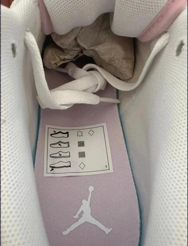 Air Jordan 1 Low – photo 6